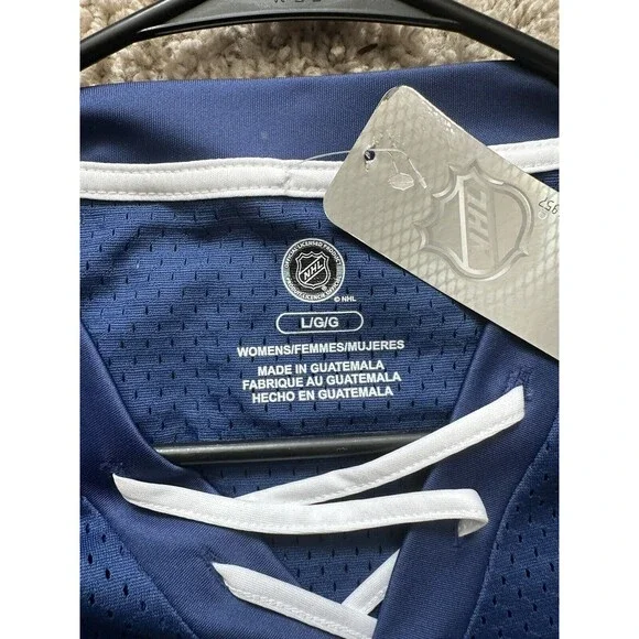 Women’s NHL Tampa Bay Lightning Swoop Back Performance Tee Size L NWT Blue - Picture 7 of 8